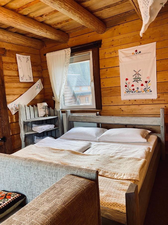 Guest House Anastasia Tatariv Esterno foto