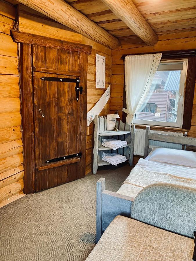 Guest House Anastasia Tatariv Esterno foto
