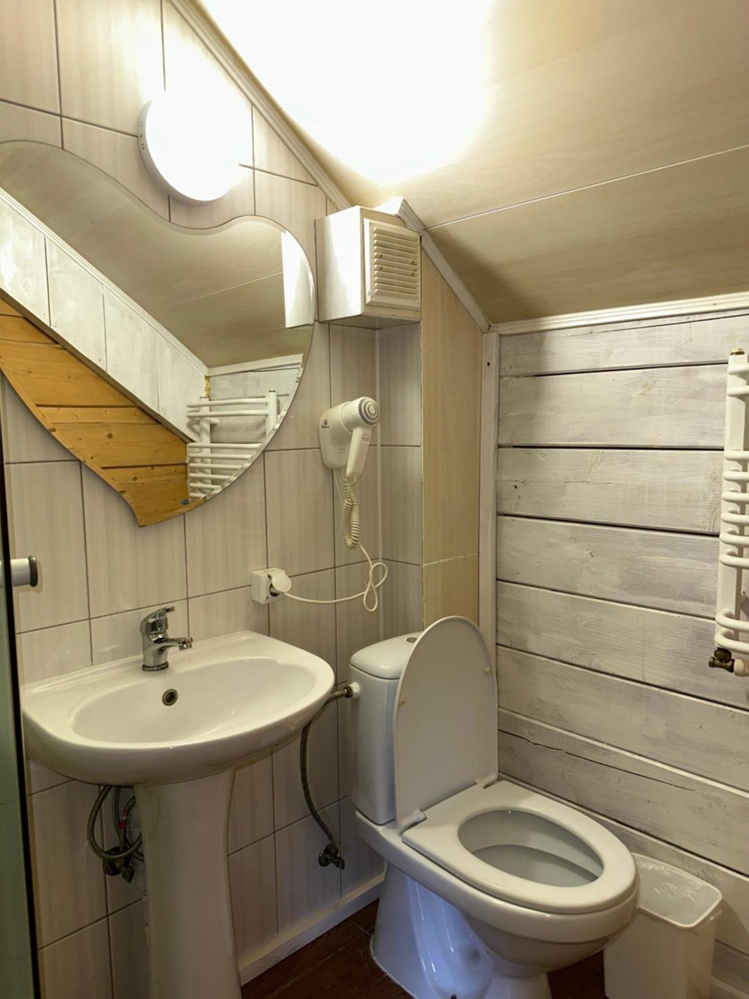 Guest House Anastasia Tatariv Esterno foto